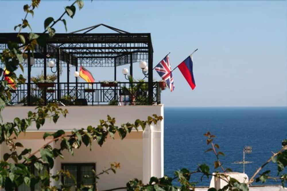 Grand Hotel Mediterraneo Santa Cesarea Terme Esterno foto
