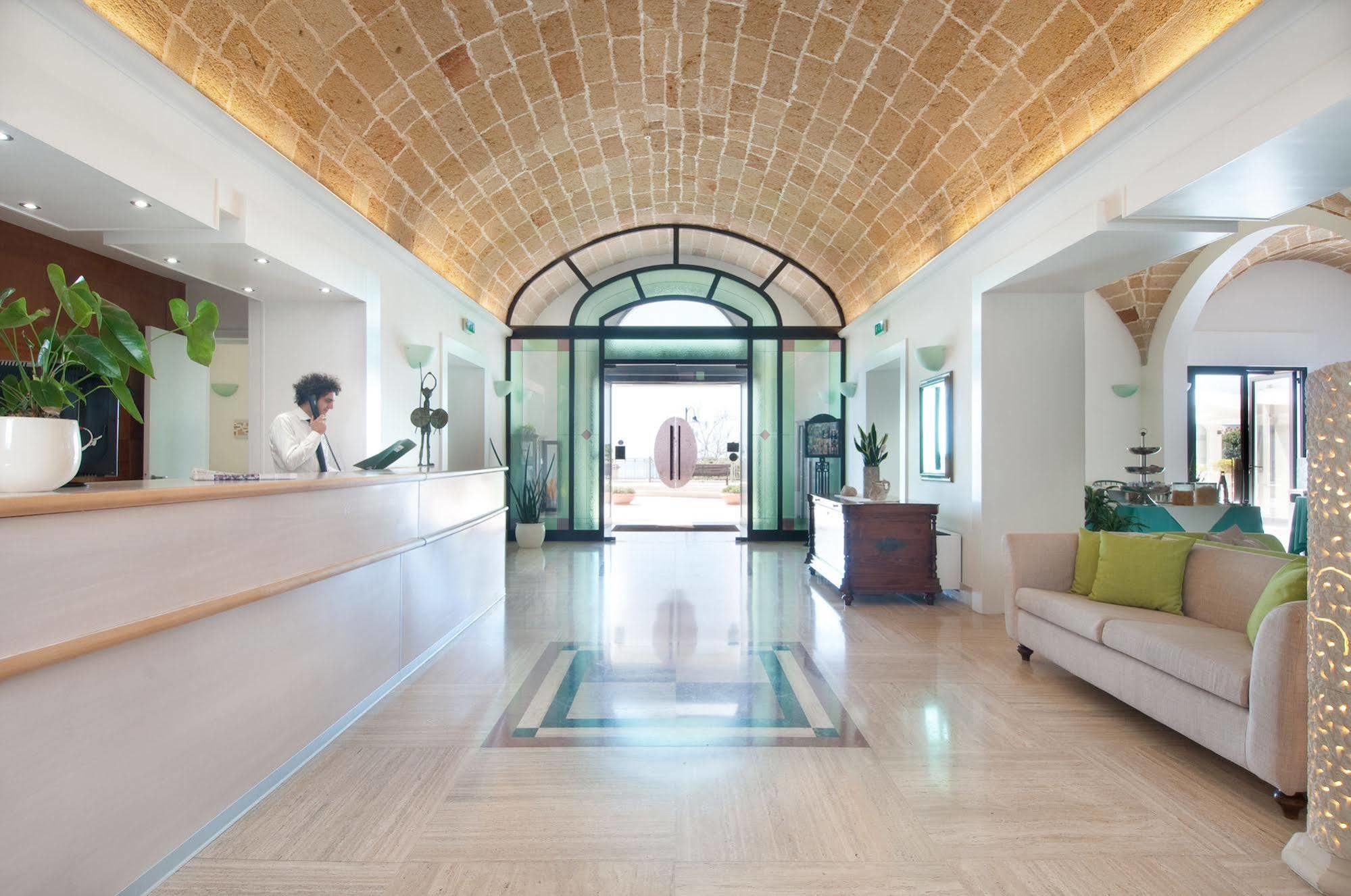 Grand Hotel Mediterraneo Santa Cesarea Terme Esterno foto